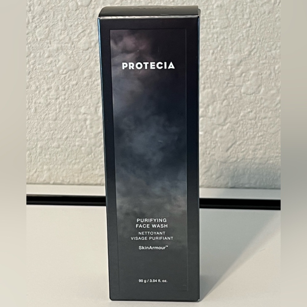 Protecia Purifying Face Wash